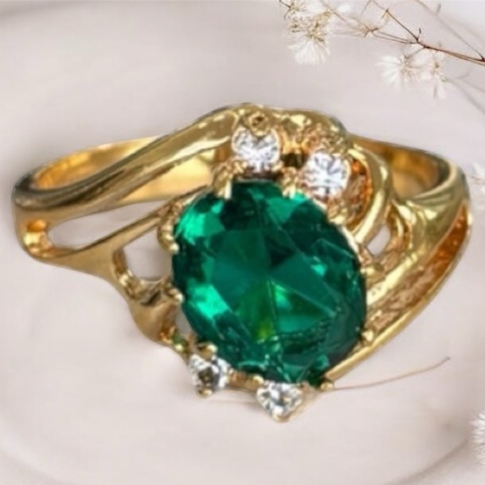 Emerald Green Cocktail Ring Cubic Zirconia Crystal Art Deco Vintage Styl 14K HGE